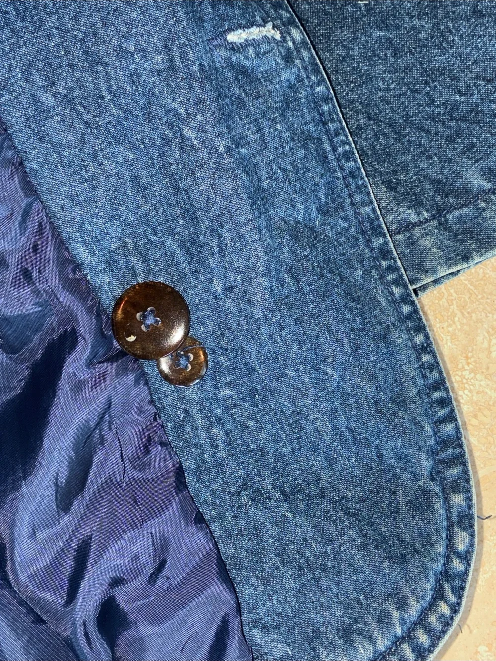 LizWear denim blazer women's 10, tailored notch lapel, button front, pockets EUC
